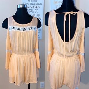 Cut out shoulder peach romper